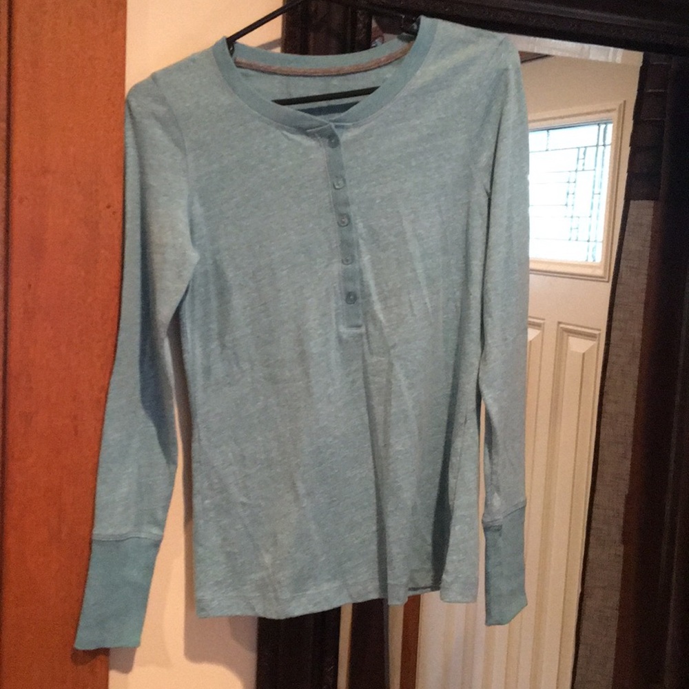 *SOLD* 3 for $10! Tek Gear tee